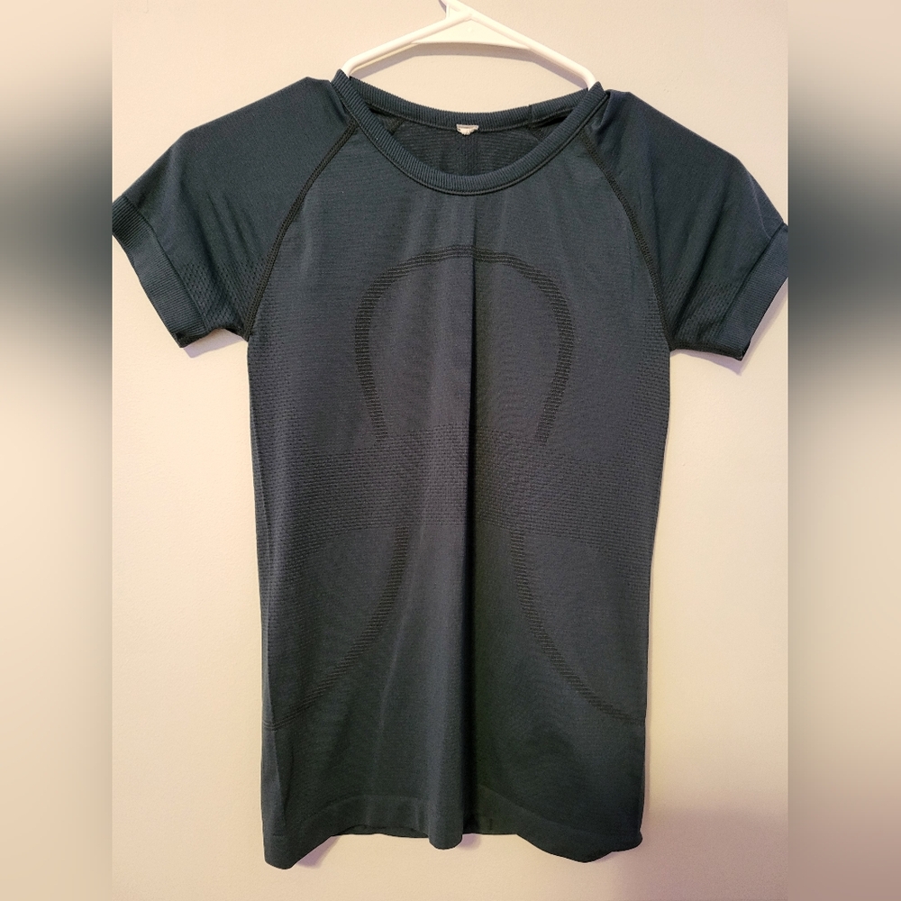 Lululemon Swiftly Tech